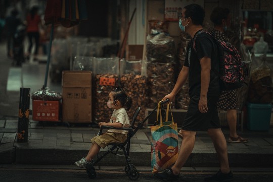 电容正负极，揭秘电子世界的能量桥梁